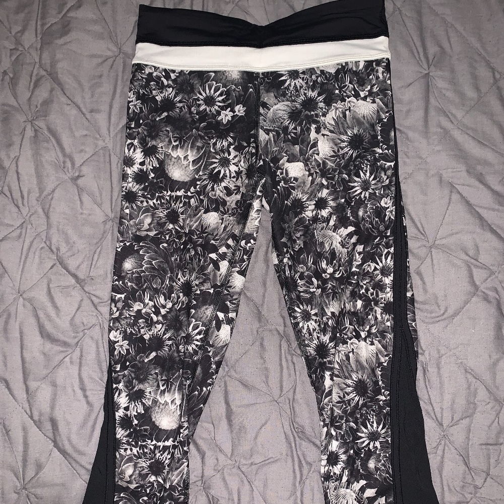Lululemon Cropped Leggings